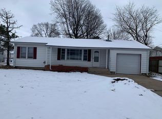 713 N Eisenhower St, Monett, MO 65708