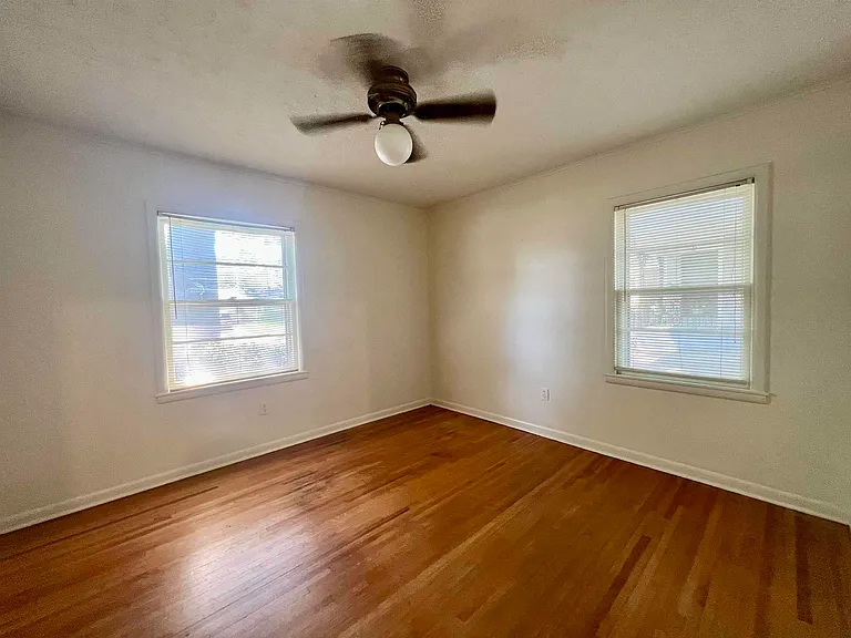 1384 Woodston Rd — Photo 23