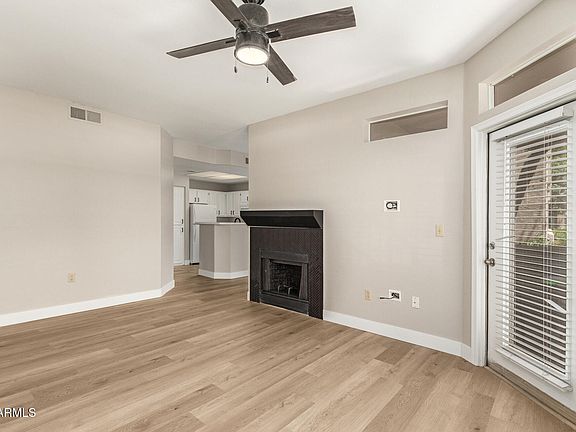 5th image of 3830 E LAKEWOOD Parkway #1125