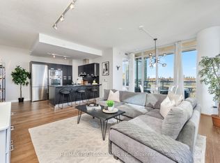 88 Park Lawn Rd #911, Toronto, ON M8Y0B5