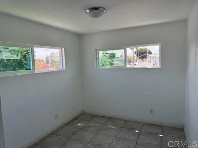 3670 Ocean View Blvd — Photo 6