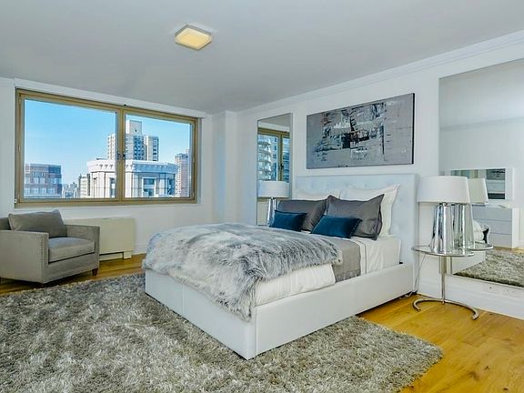 3rd image of 201 E 86th St APT 11A
