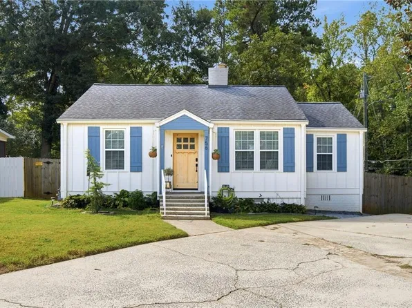 756 Mimosa Dr SE, Marietta, GA 30060