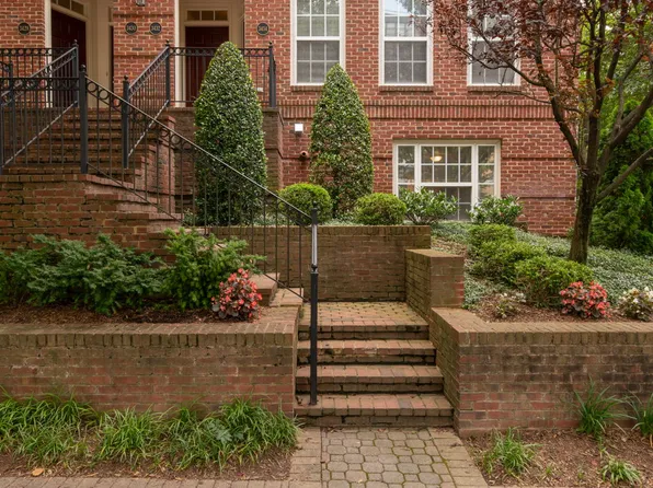 3434 Wilson Blvd, Arlington, VA 22201