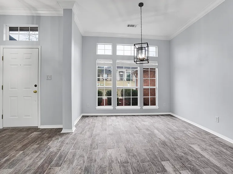 3401 Kinross Dr — Photo 4