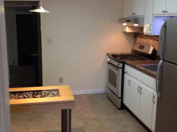 376 Madison Ave #3, Albany, NY 12210