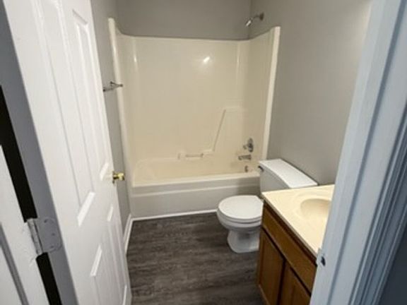 5th image of 175 S Killarney Ln APT 3