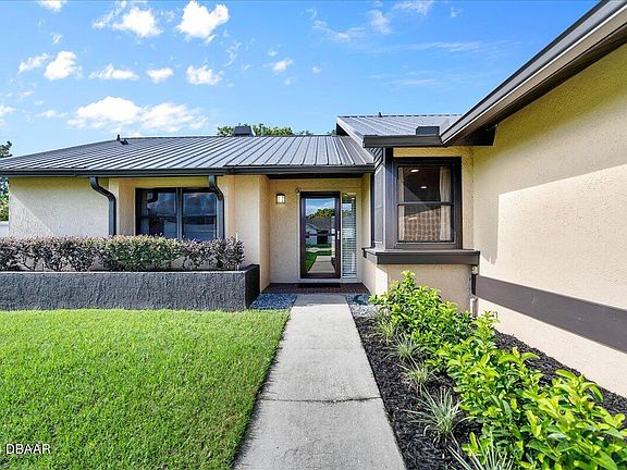 3rd image of 7071 Citrus Point Ct