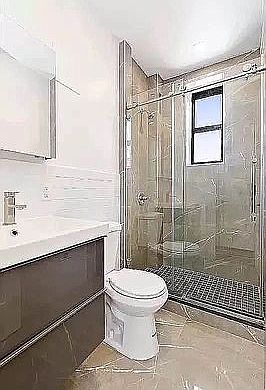 5th image of 45 Tiemann Pl APT 3m