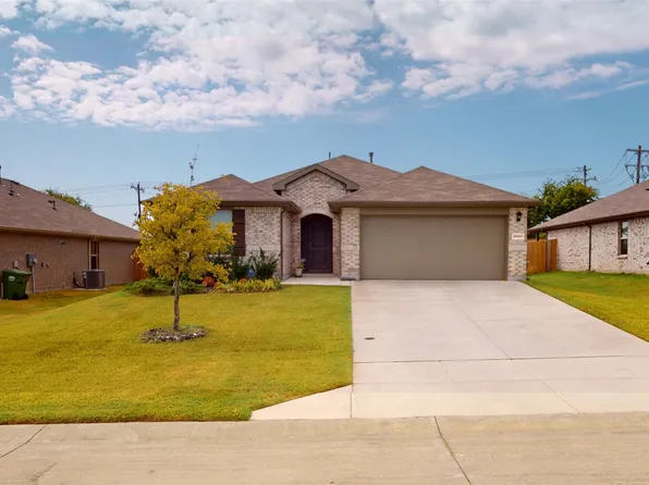 13557 Gunsmoke Ln, Cresson, TX 76035