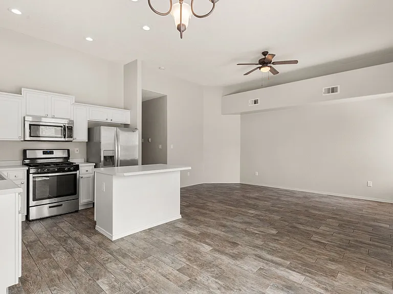 8416 Magenta Rd NW — Photo 24