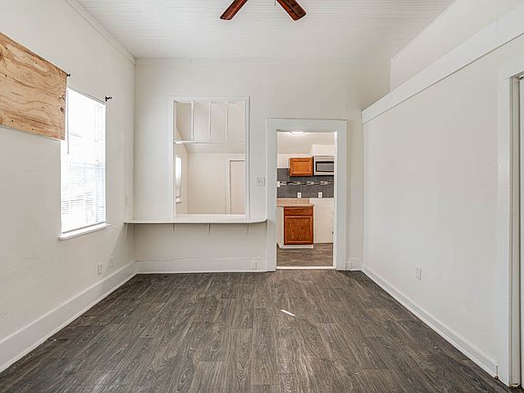 3rd image of 3430 S Flores St APT 4
