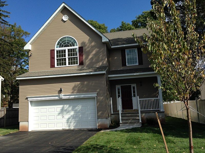 2nd image of 1513 Dogwood Dr