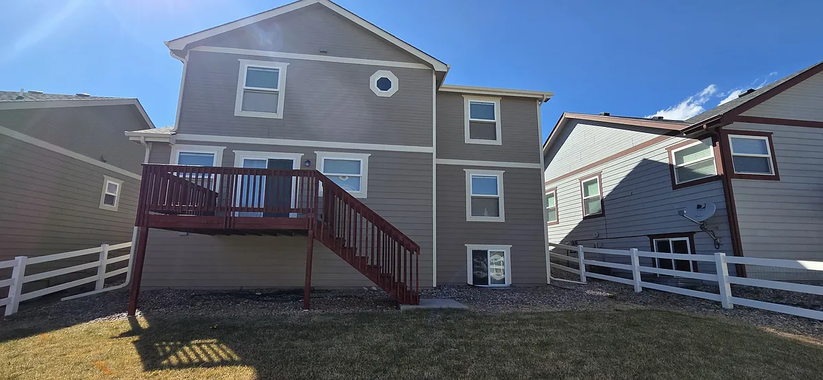 Building Photo - 2232 Marshfield Ln