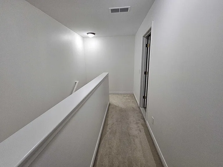 3376 Endsleigh Ln — Photo 13