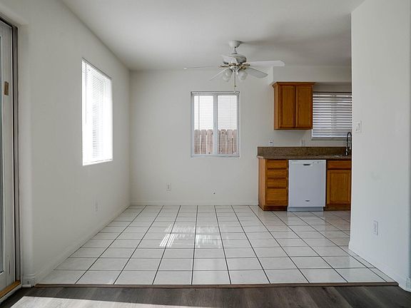 4th image of 1656 W 104th St