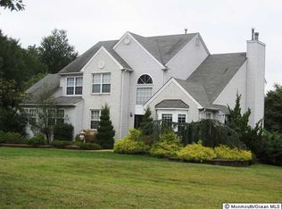 605 Symphony Ct, Jackson, NJ 08527