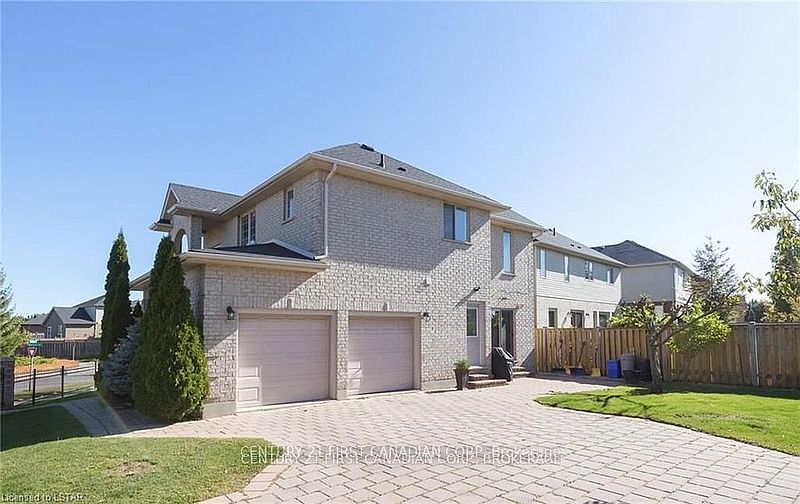 London House for rent - 4 Bedrooms — photo 34