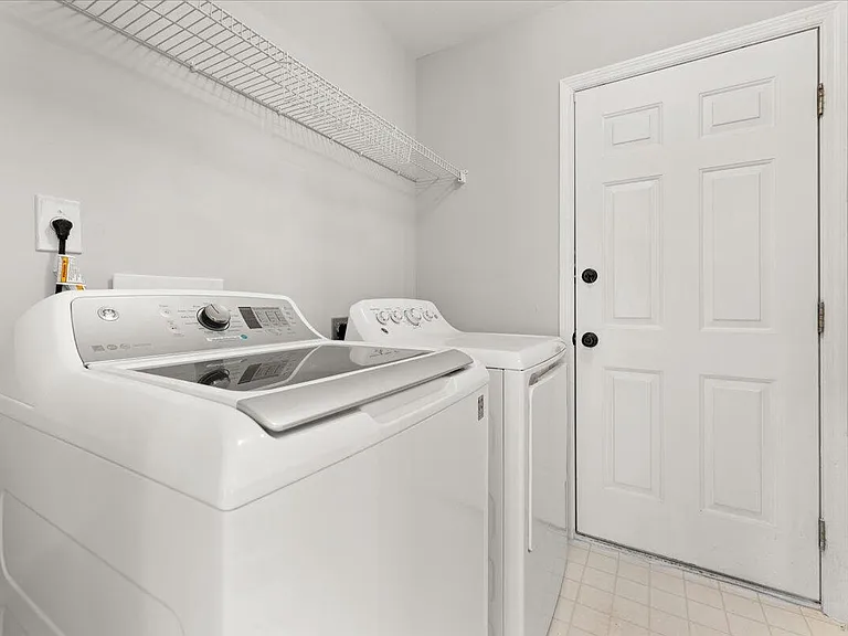 3250 Morningdale Dr — Photo 22