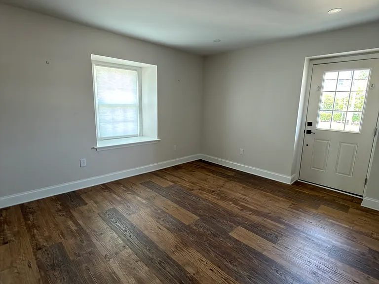 306 W Wayne Ave — Photo 6