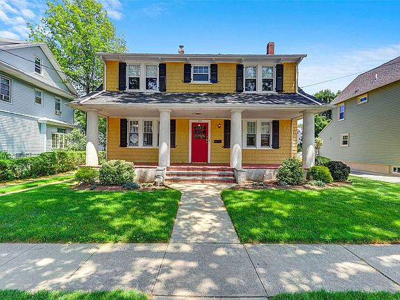 2nd image of 284 Denton Ave