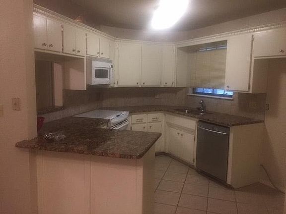 2nd image of 1205 NE 23rd St