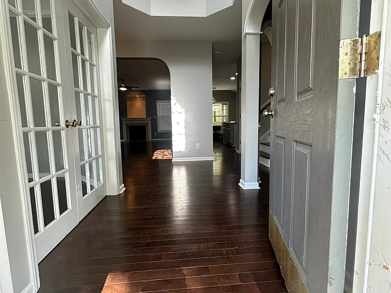 2503 Becketts Ridge Dr — Photo 3
