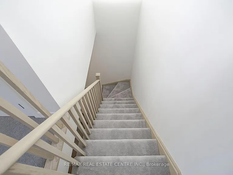 3556 Colonial Dr #4 — Photo 32