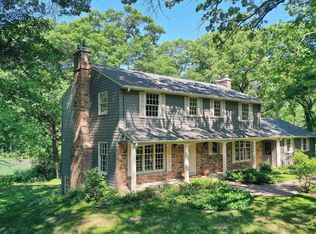 5 Deer Ln, North Oaks, MN 55127