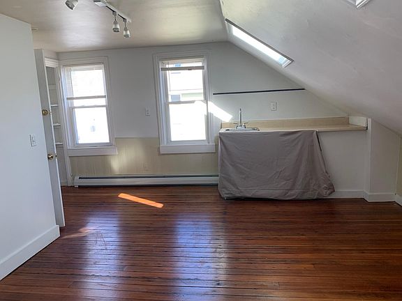 3rd floor kitchenette