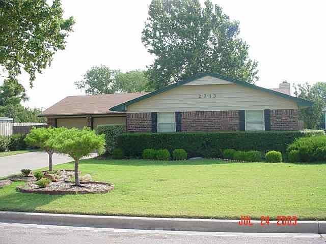 1st image of 2713 NW 75th St