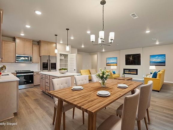 7104 S Hyton ST by Aho Construction