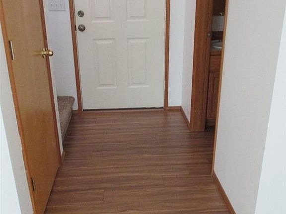 4th image of 15015 42nd Ave NW