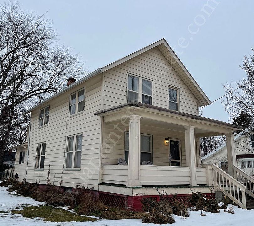 1st image of 715 Michigan Ave
