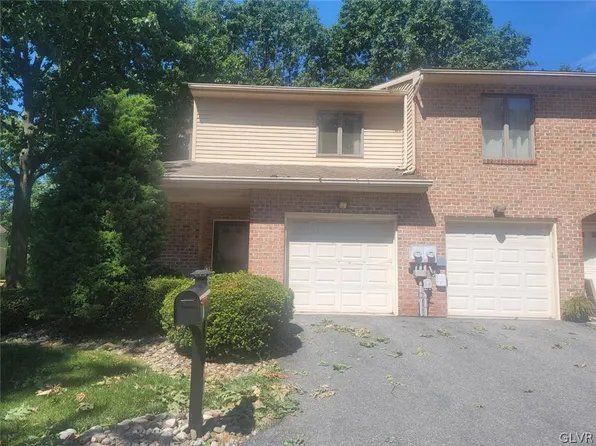 443 Vera Cir APT A, Bethlehem, PA 18017
