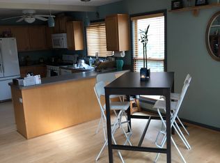 82 Riverside Dr, Mount Clemens, MI 48043