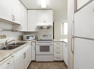 3970 Carrigan Ct #806, Burnaby, BC
