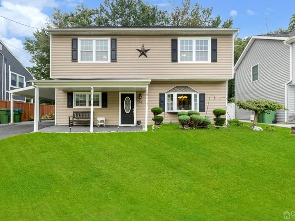 105 Winthrop Rd, Edison, NJ 08817