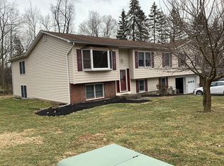 7 May Ct, Stony Pt, NY 10980