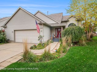 1316 Daylily Dr, Holt, MI 48842
