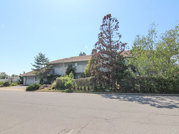 3rd image of 2772 Lee Pl