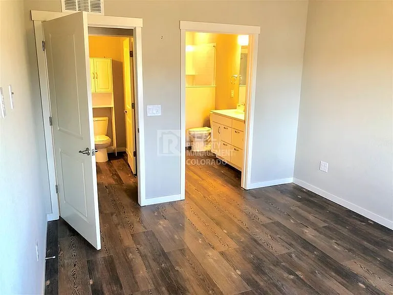 9736 Clermont Ln — Photo 9