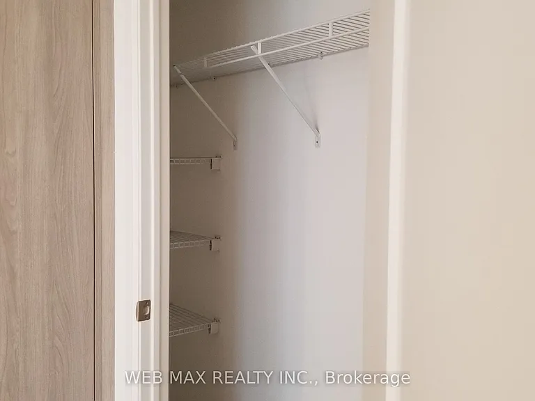 8 Widmer St #1207 — Photo 10