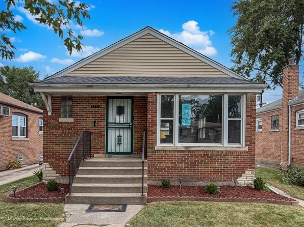 115 E 140th Ct, Riverdale, IL 60827
