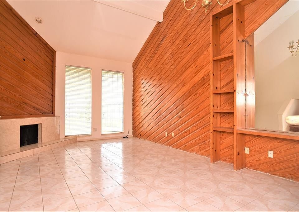 1st image of 10948 Village Bend Ln #948