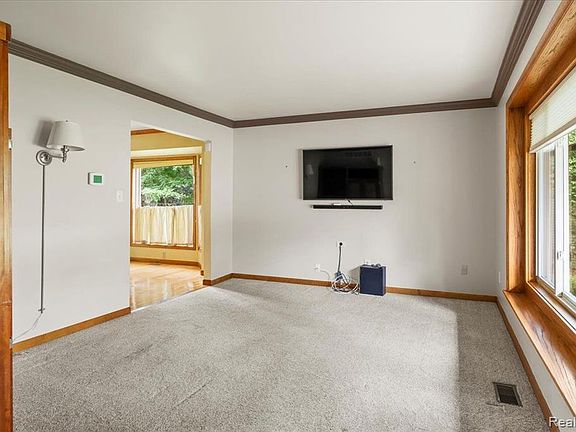 4th image of 34466 Shellye Ct