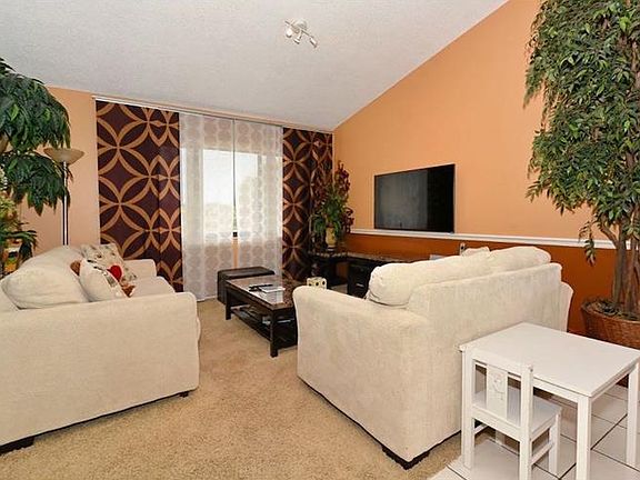 5th image of 4723 Busti Dr