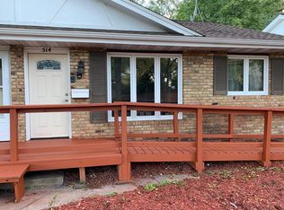 514 Sunnyside Ln, Hopkins, MN 55343