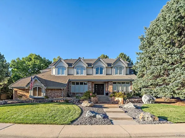 2170 S Parfet Drive, Lakewood, CO 80227
