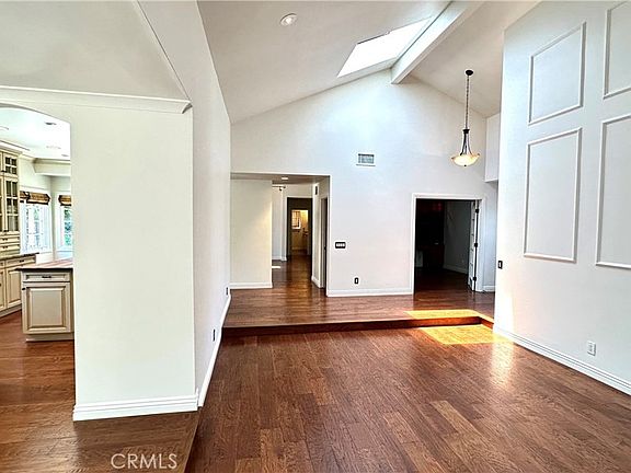 4th image of 5514 E Crater Lake Ave